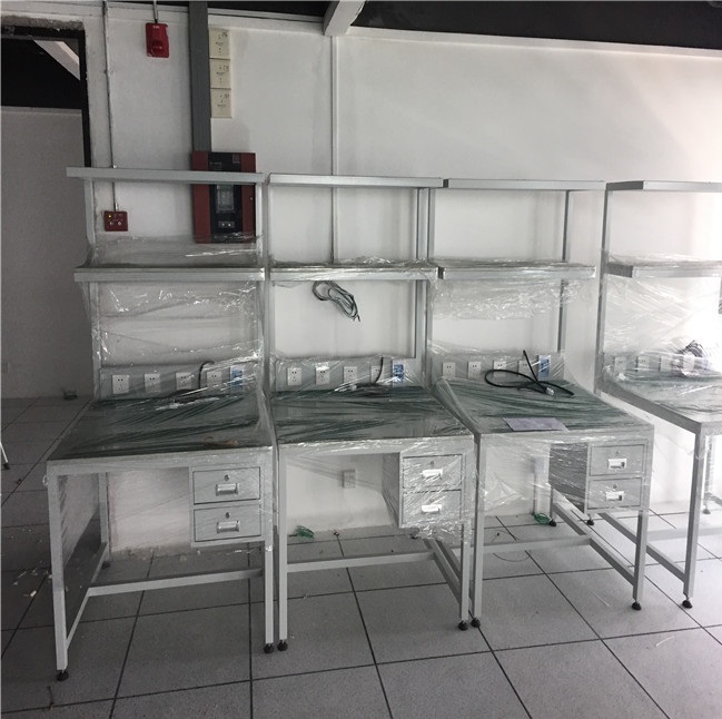 防靜電工作臺(tái)